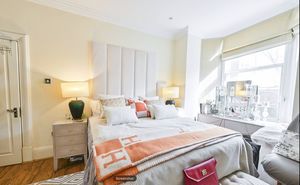Master bedroom- click for photo gallery